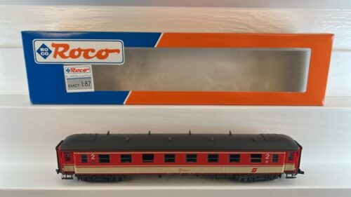 Roco 44576 ÖBB Personenwagen 2. Klasse
