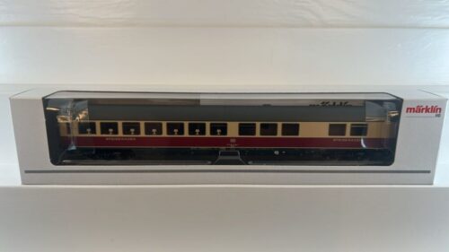 Märklin 43872 DB Speisewagen WRmh 132
