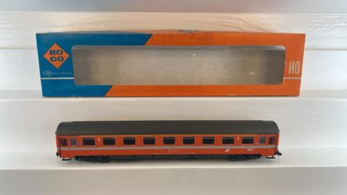 Roco 4237A ÖBB Personenwagen 1. Klasse