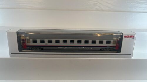 Märklin 43524 SNCB Personenwagen 2. Klasse "EC90 Vauban"