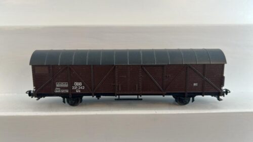 Liliput ÖBB Gedeckter Güterwagen 221 242