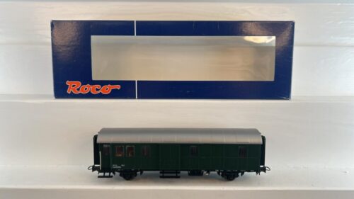 Roco 64244 ÖBB Gepäckwagen Pwüh 64 806
