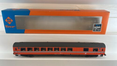 Roco 44662 ÖBB Speisewagen orange 1:87