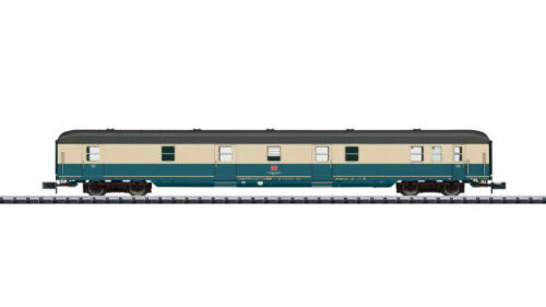 Trix 18450 Gepäckwagen DB AG