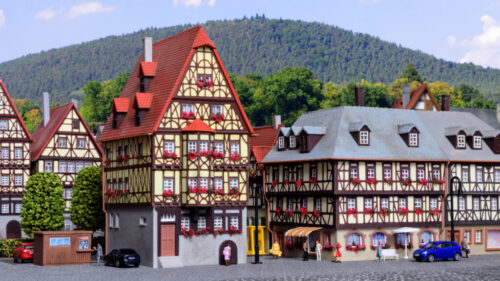 Kibri 37101 N Hohes Haus und Eckhaus