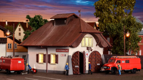Kibri 38032 H0 Ländliche Feuerwache inkl.