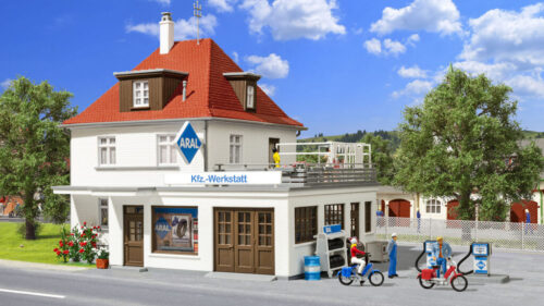 Kibri 38202 H0 Wohnhaus mit Werkstatt