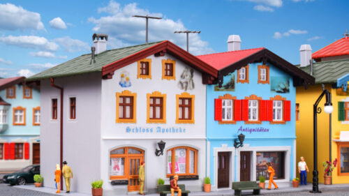 Kibri 38821 H0 Schlossapotheke und Antiqu