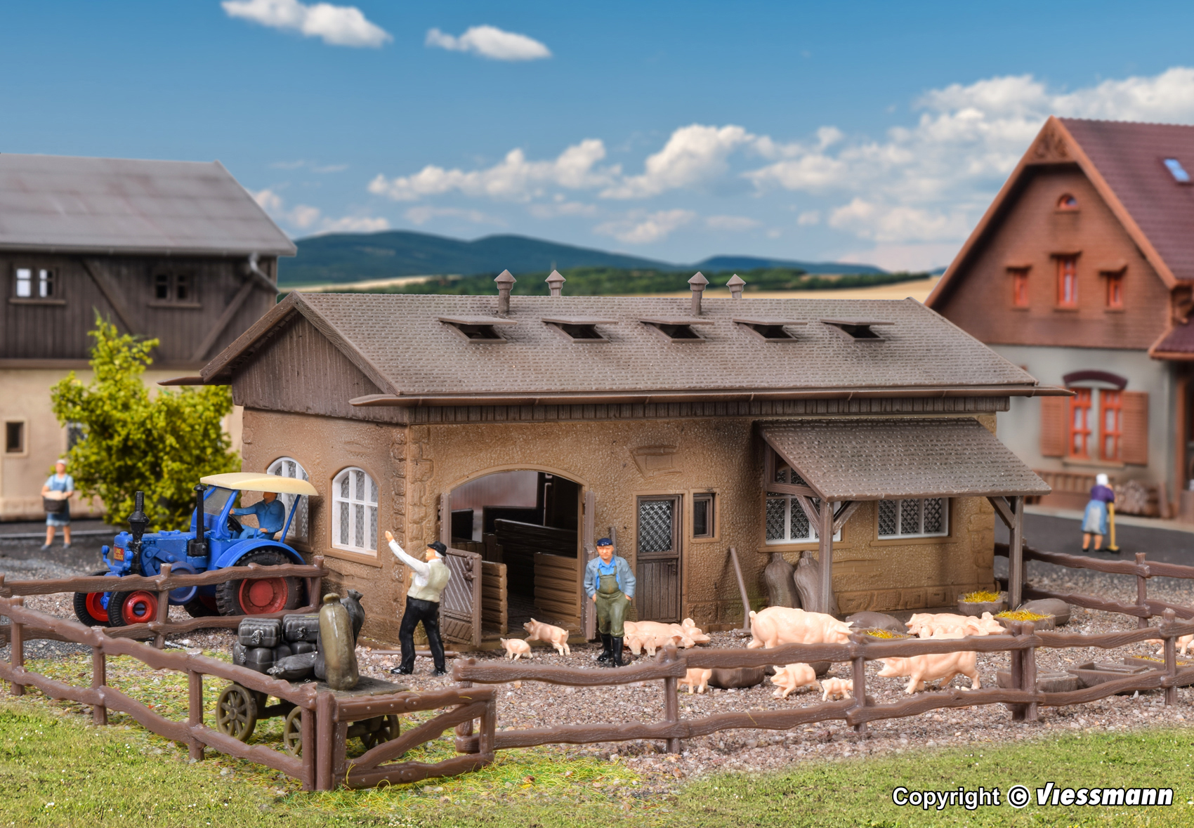 Vollmer 43740 H0 Schweinestall mit Schweine