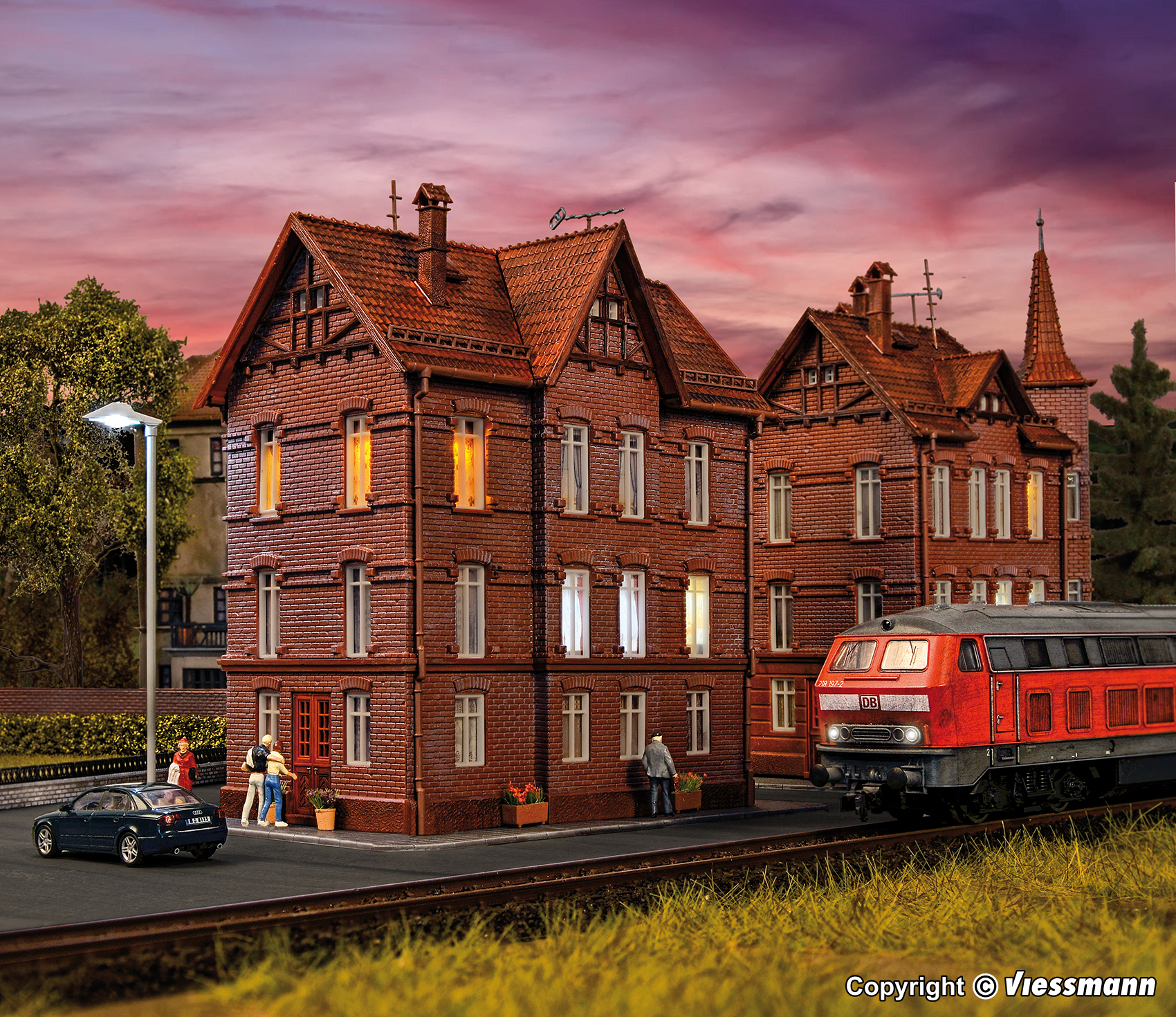 Vollmer 43806 H0 Eisenbahner-Wohnhaus mit F