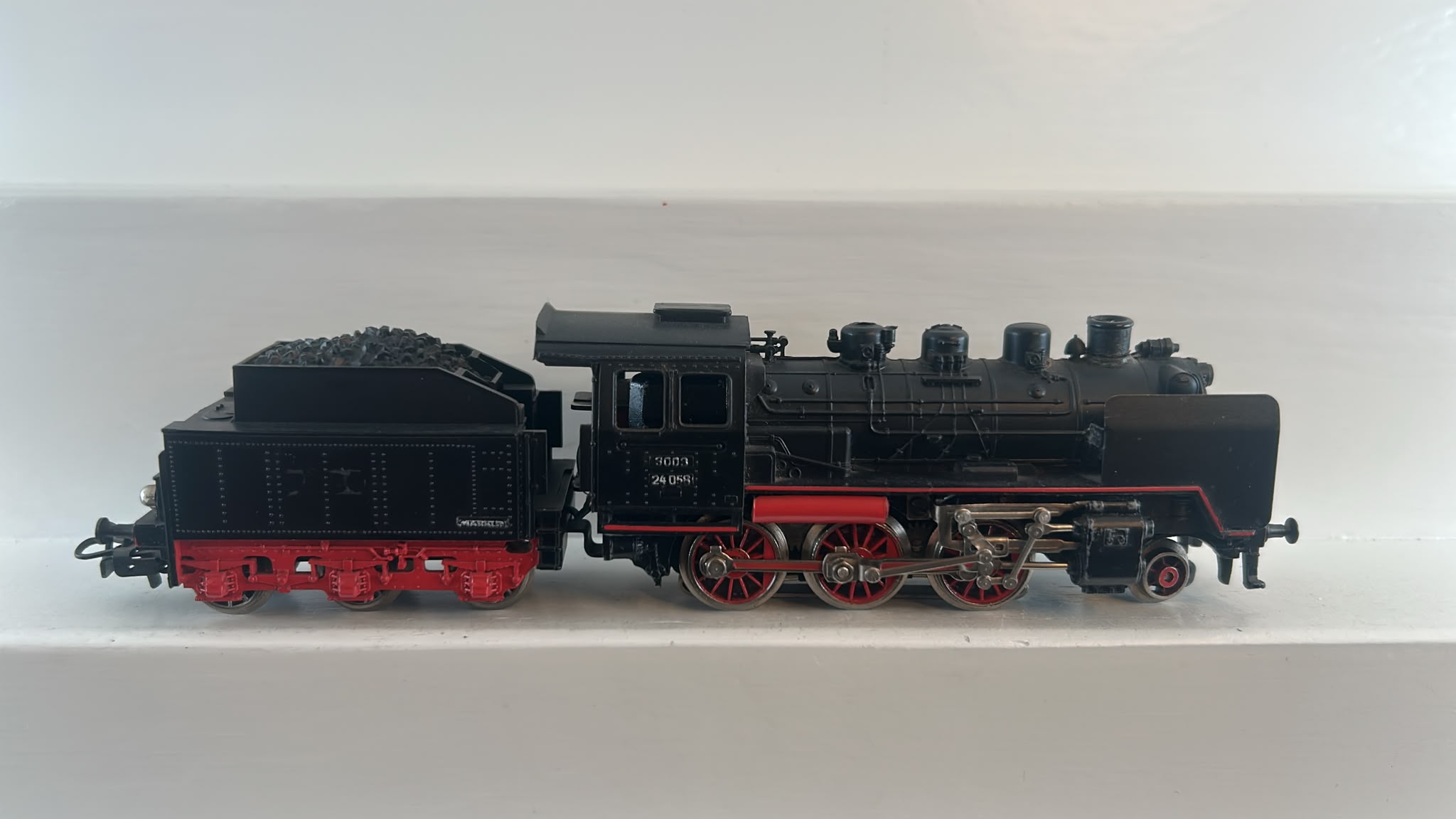 Märklin 3003 DB BR 24 058 Dampflok Bastlerware