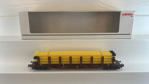 Märklin 47713 DB Rungenwagen beladen mit gelben Rohren