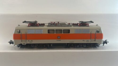Märklin 3155 DB BR 111 136-8 Analog Elektrolokomotive
