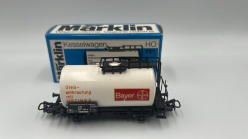 Märklin 4647 DB Kesselwagen Bayer USTINEX