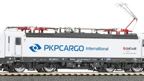 PIKO 21748 ~E-Lok/Sound BR 383 PKP Cargo International VI + PluX22 Dec.