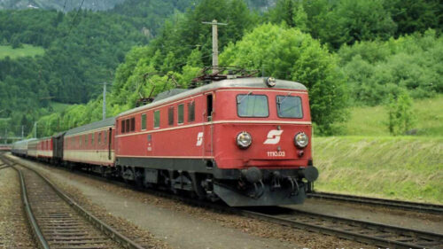 PIKO 21810 E-Lok/Sound Rh 1110.0 ÖBB IV + PluX22 Dec.