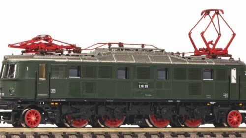 PIKO 40308 N-E-Lok BR E 18 DB III + DSS PluX16