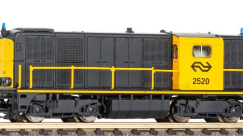 PIKO 40430 N-Diesellok 2400 grau-gelb, Rundumleuchte IV + DSS Next18