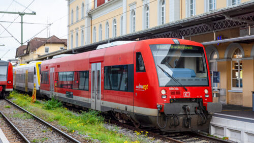 PIKO 40860 N-Dieseltriebwg. RS 1 DB AG VI + DSS Next18