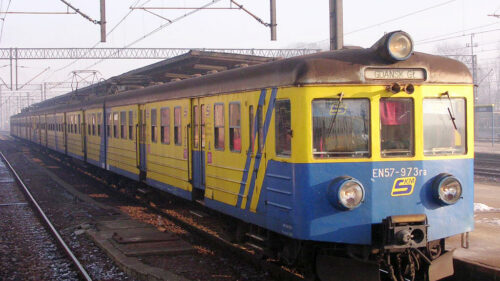 PIKO 51467 E-Triebzug/Sound EN57 SKM V + PluX22 Dec.