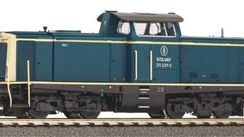 PIKO 52330 Diesellok BR 211 Solvay V + DSS PluX22