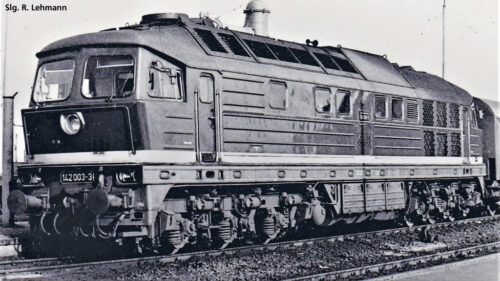 PIKO 52765 Diesellok BR 142 DR IV + DSS PluX22