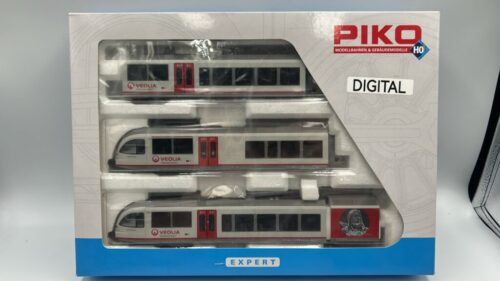 Piko 59332 Veolia Dieseltriebwagen Stadler GTW 2/8 Digital mit zusätzlicher Innenbeleuchtung AC Digital